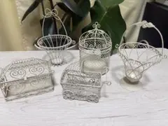 装飾的なホワイトワイヤー セット