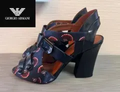 美品Armani アルマーニ　イタリア製　ネイビー 扇模様　サテン生地23.5のサムネイル