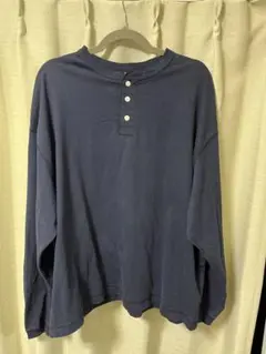 ネイビー ヘンリーネック