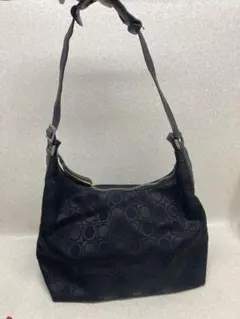 D）Salvatore Ferragamo ガンチーニ柄 ワンショルダーバッグ