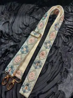 お手頃B-29インド刺繍リボン※ショルダーストラップ　スマホストラップ　送料込み