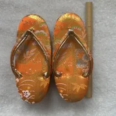 =004 子供用草履 オレンジ色 花柄 草履 七五三