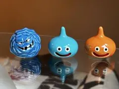 ドラゴンクエスト陶器人形　スライム、スライムベス、ばくだんいわ　3点セット