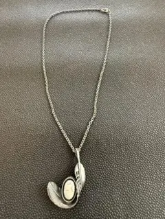 フェザーホワイトターコイズペンダント　シルバー925