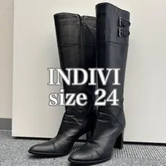 INDIVI ブラックロングブーツ バックルベルトレザーブーツ 美脚のサムネイル