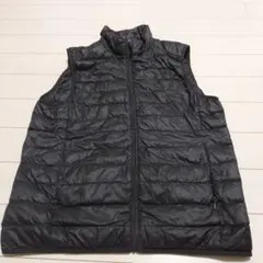 UNIQLO ダウンベスト ブラック M