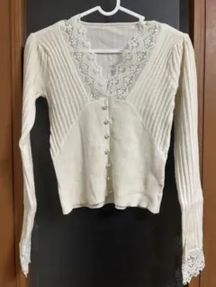 アイボリー レース付き長袖カーディガン