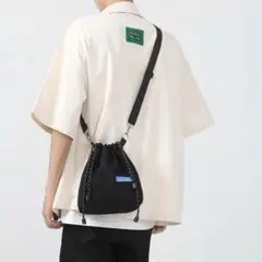 巾着バッグ　ショルダーバッグサコッシュ　黒　ブラック　訳アリ