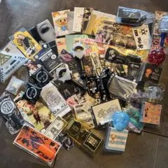 倖田來未 非売品グッズ×ペンライト××銀テープ セット大阪 倖田來未 非売品グッズ×ペンライト×コイン×銀テープ セット大阪 - メルカリ