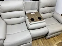 ニトリ　三人掛けソファー　電動リクライニング