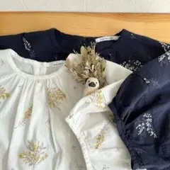 【 SUN VALLEY 】フラワー刺繍ブラウスのサムネイル
