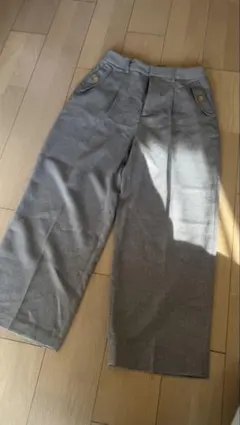 gro ve グレーのレディースパンツ Lサイズ