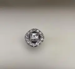 スワロフスキー　SWAROVSKI ピアス　片方のみのサムネイル