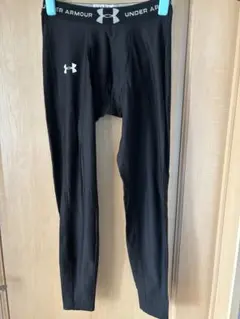 UNDER ARMOUR ブラック レギンス LG