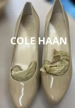 [COLE HAAN]ベージュパンプス