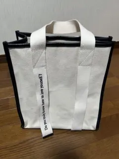 ZARAキャンバス トートバッグのサムネイル
