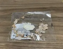 ウエディング、卒業式用 花のヘッドドレス