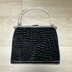 【極美品】クロコダイル風合皮 ハンドバッグ ブラック がま口