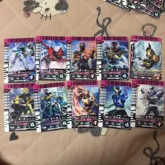 マジレンジャー1冊とベイブレード大戦聖龍伝1巻2巻、計3冊セット　黒岩よしひろ マジレンジャー1冊とベイブレード大戦聖龍伝1巻2巻、計3冊セット 黒岩