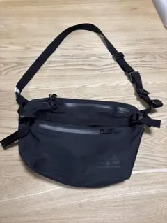 AS2OV ボディバッグ ブラック CORDURAのサムネイル