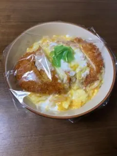 安っ】食品サンプル 実物サイズ カツ丼 リアル 料理模型 展示 - メルカリ
