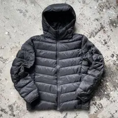 UNIQLO ユニクロ ウルトラライトダウンジャケット フード付 ブラック M