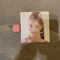 NIZIU 写真付きキーホルダー ボックス付き