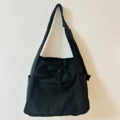 ユニクロ UNIQLO C ソフトパフィーショルダーバッグ 黒