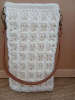 アイボリーワッフル編みスマホケース　ハンドメイド