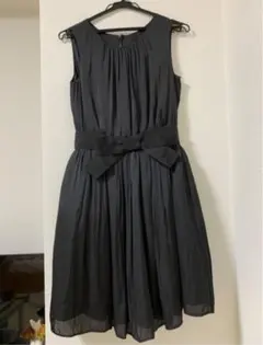 Liesse ワンピース ノースリーブ ベルト付き ブラック 結婚式 ドレス