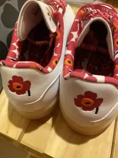 【廃盤レア】アディダス マリメッコ 23㎝ 限定品 adidas × marimekko アディダス マリメッコ ウニッコ ポピー