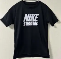 NIKE ナイキ　DRI-FIT Tシャツ ブラック　速乾性のサムネイル