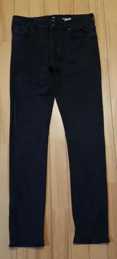 H&Mメンズデニムパンツ