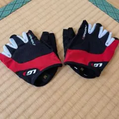 GARNEAU 自転車用グローブ Mサイズのサムネイル