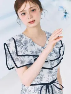 ウエストリボン付きフラワー&ドットアソートプリントビックカラープリーツワンピース