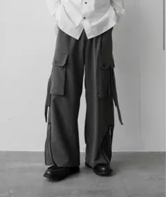 Casper John グレー パラシュートスラックス ワイドシルエットのサムネイル