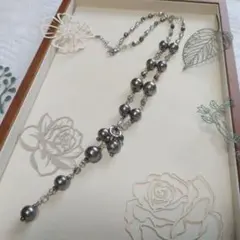 コットンパールのグリーンブロンズネックレス