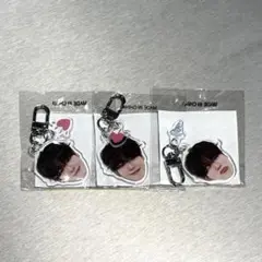 treasure ジェヒョク 顔アクキー 喜怒哀楽 カプセルトイ