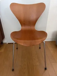 ば*す様 Fritz Hansen セブンチェア ベルベット レッド - メルカリ