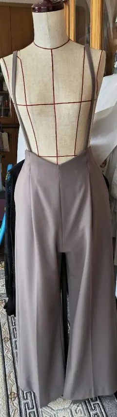 新品　ハイウエスト ワイドレッグサロペット