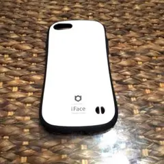 iFace iPhone SE（第2世代）用 ケース ホワイト／ブラック 中古