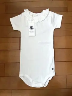 【新品未使用】プチバトー　衿つきボディ18m