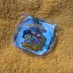 ジャイアンツ　ガチャ　アクリルキーホルダー　坂本