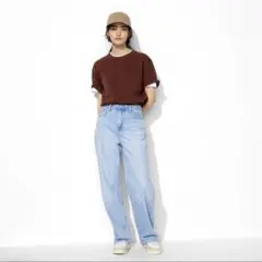 ユニクロ　ワイドストレートジーンズ（丈標準76cm） ブルー