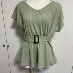 【送料込】INGNIイングベルト付きペプラム半袖カットソーカーキ色Mサイズ