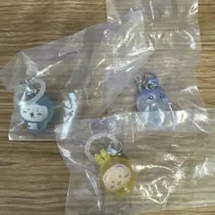 h*i様 ちいかわ　めじるしアクセサリー　うさぎハチワレパジャマ