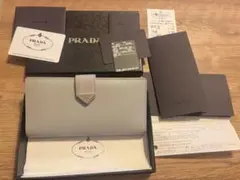 PRADA サフィアーノタブ　長財布　財布　二つ折り財布 ブルー