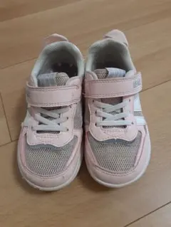 Item thumbnail for item d721a2e1-7e8b-479e-9f33-9802a3628f85