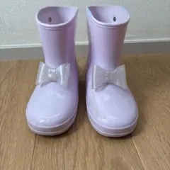 リボン付きパープル長靴