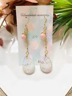 NO.119 ピアス　イヤリング　チャーム　ミツネビーズ　いちごちゃん